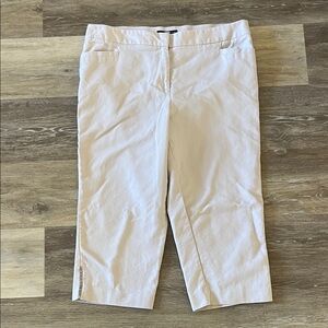 Counterparts Women’s Beige Capri Pants Size 14